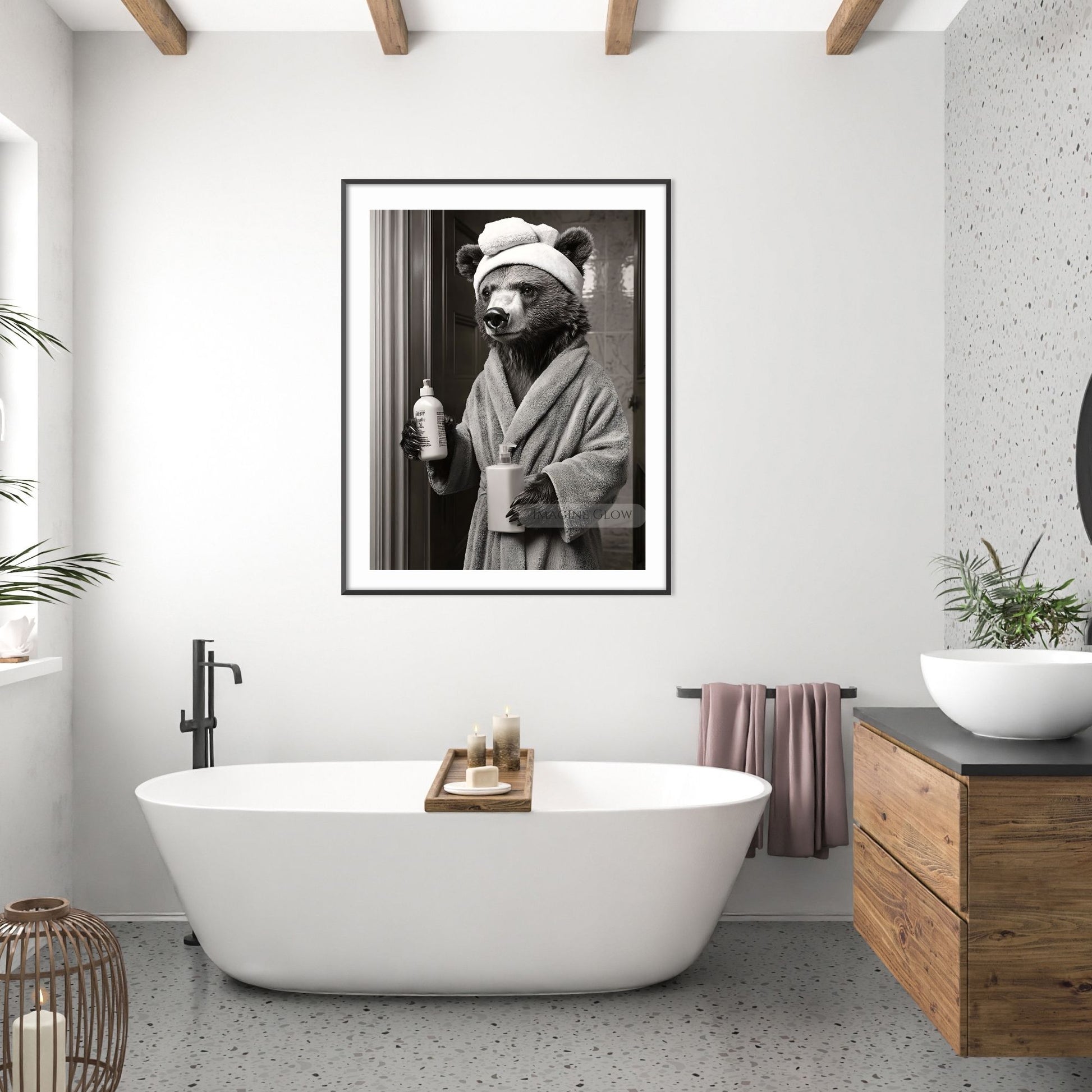 Black and white bear print for bathroom