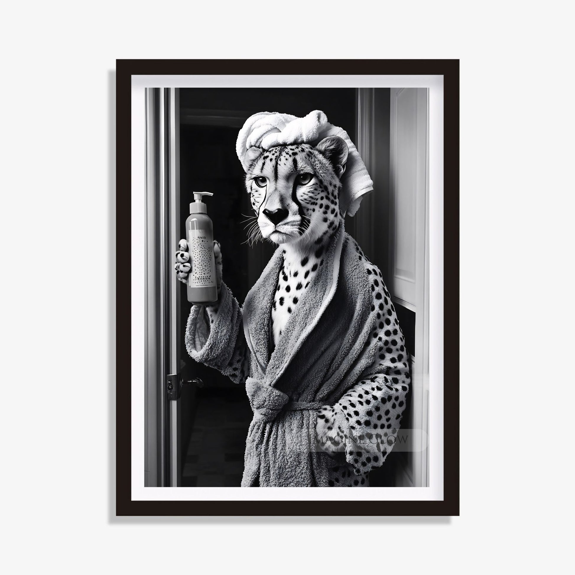 Black-and-white cheetah bathroom print
