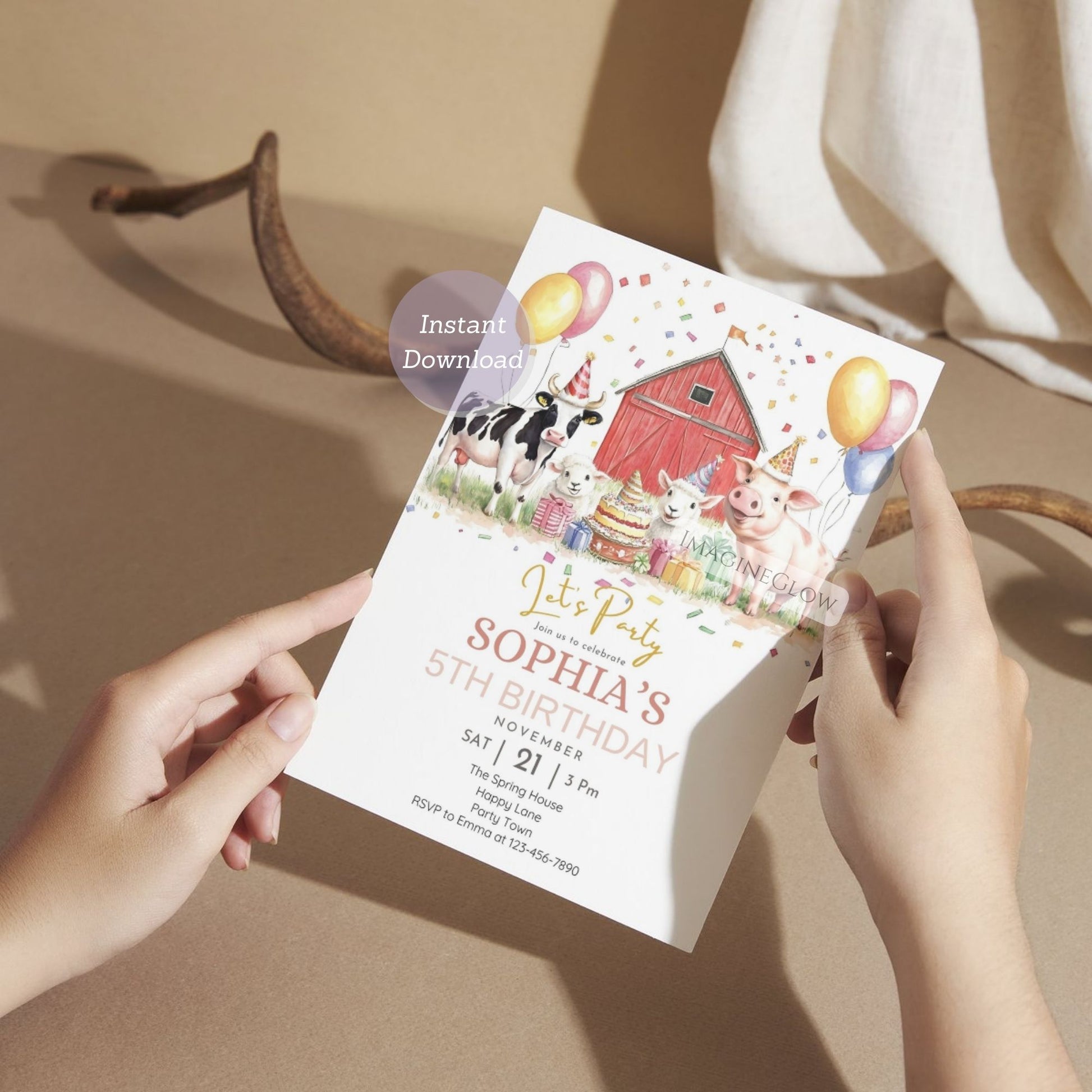 Kids birthday card with farm animal illustrations
Customizable farm birthday invitation for printing